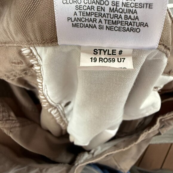 Blue Mountain Relaxed Fit 5-Pocket Canvas Pants 38×32 Khaki –Excellent Condition - Picture 9 of 10